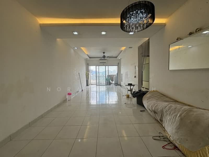 Symphony Heights (Simfoni Heights) untuk Untuk Dijual - RM 320,000, Feb 2026 - Living Room - PropertyGuru.com.my
