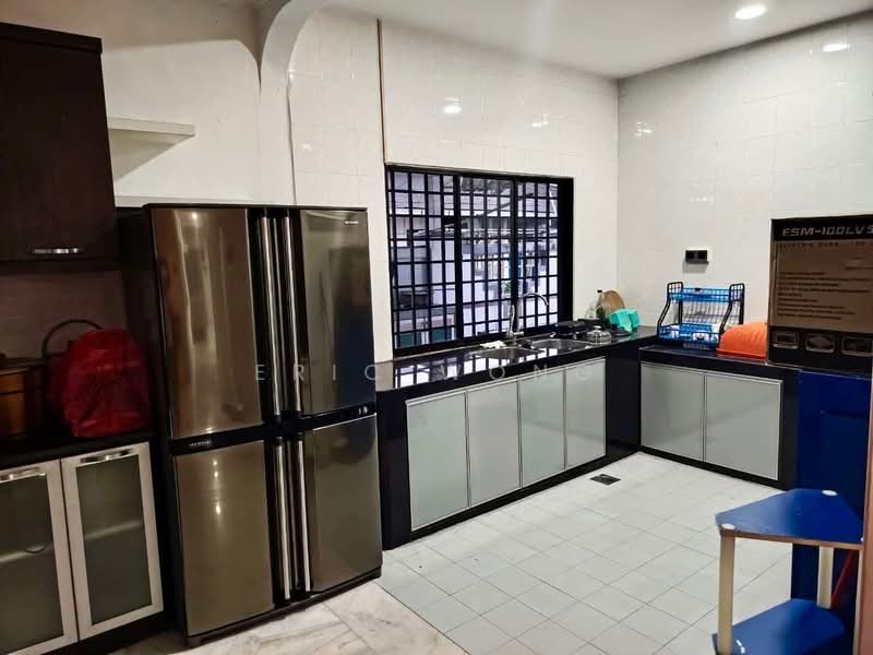 Semi-Detached House for Sale in Pontian (Johor) - Eric Wong - Kitchen - PropertyGuru.com.my