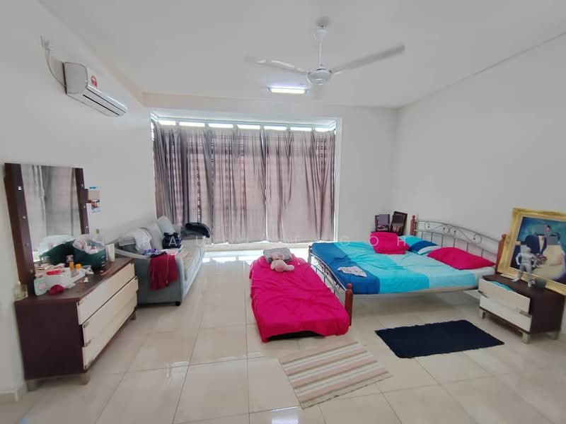 2-storey Terraced House for Sale in Nusa Sentral (Iskandar Puteri (Nusajaya)) - Pauline Goh - Bedroom - PropertyGuru.com.my