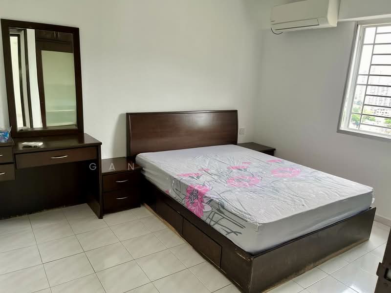Taman Pekaka Block 31 untuk Untuk Disewa - RM 1,500 /bulan, Feb 2026 - Bedroom - PropertyGuru.com.my