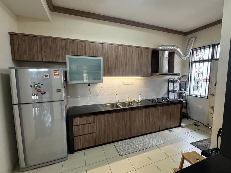 2-storey Terraced House for Sale in Johor Bahru (Johor) - Eric Wong - Kitchen - PropertyGuru.com.my