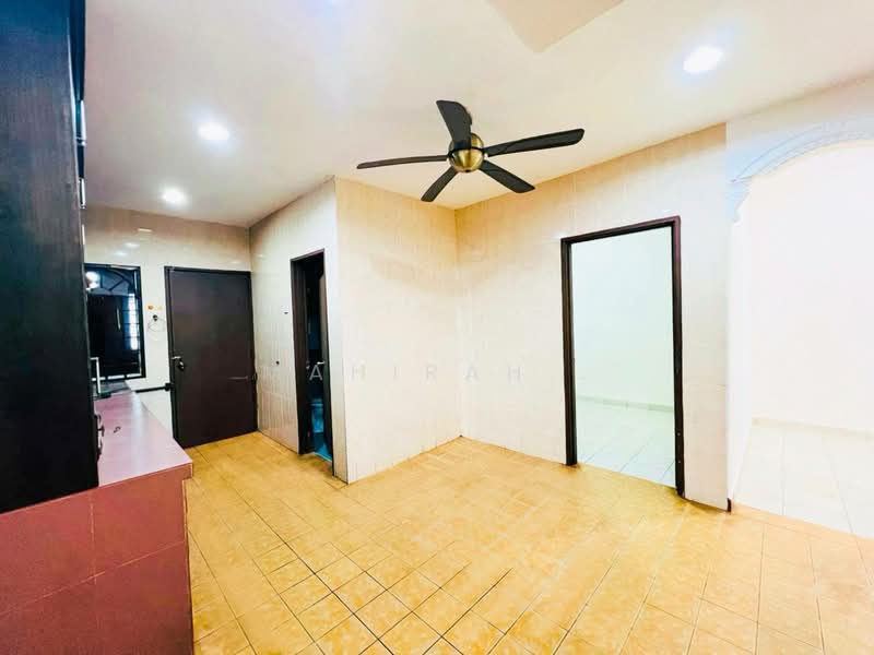 2-storey Terraced House for Sale in Taman Pinggiran Saujana (Kajang) - Mahirah . - Interior - PropertyGuru.com.my