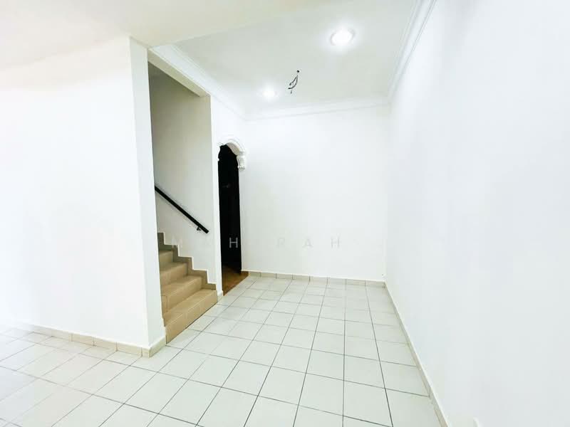 2-storey Terraced House for Sale in Taman Pinggiran Saujana (Kajang) - Mahirah . - Interior - PropertyGuru.com.my