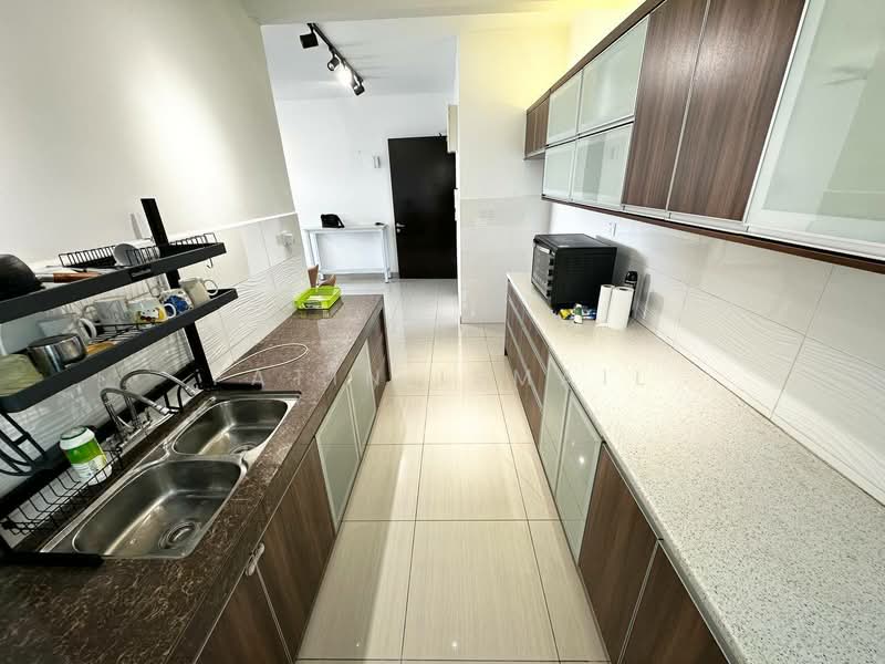 Service Residence for Sale at Saville @ Melawati - Fatin Ismail - Kitchen - PropertyGuru.com.my