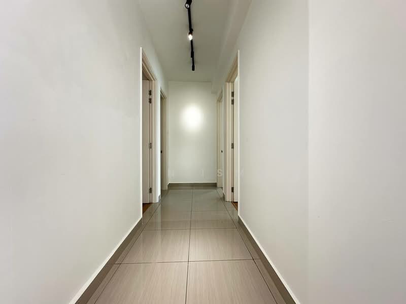 Service Residence for Sale at Saville @ Melawati - Fatin Ismail - Corridor - PropertyGuru.com.my