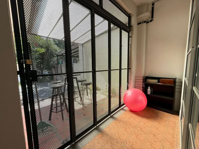 2-storey Terraced House for Sale in Seksyen 8 (Kota Damansara) - Fatin Ismail - Balcony - PropertyGuru.com.my