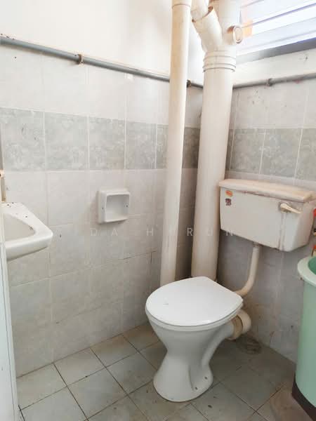 Mutiara Idaman 1 untuk Untuk Dijual - RM 230,000, Feb 2026 - Bathroom - PropertyGuru.com.my