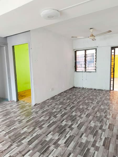 Mutiara Idaman 1 untuk Untuk Dijual - RM 230,000, Feb 2026 - Living Room - PropertyGuru.com.my