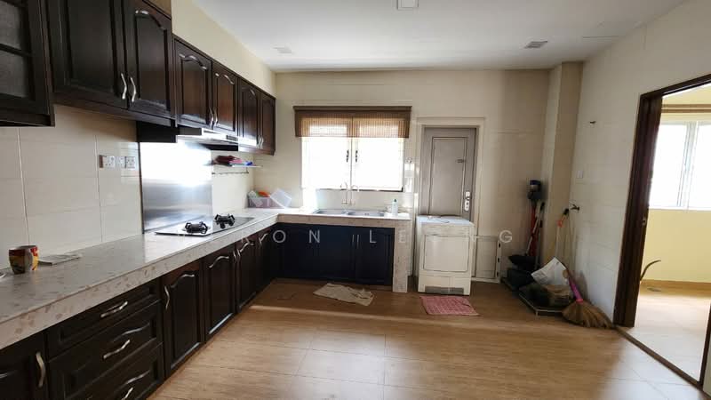 Kota Kemuning untuk Untuk Dijual - RM 1,500,000, Feb 2026 - Kitchen - PropertyGuru.com.my
