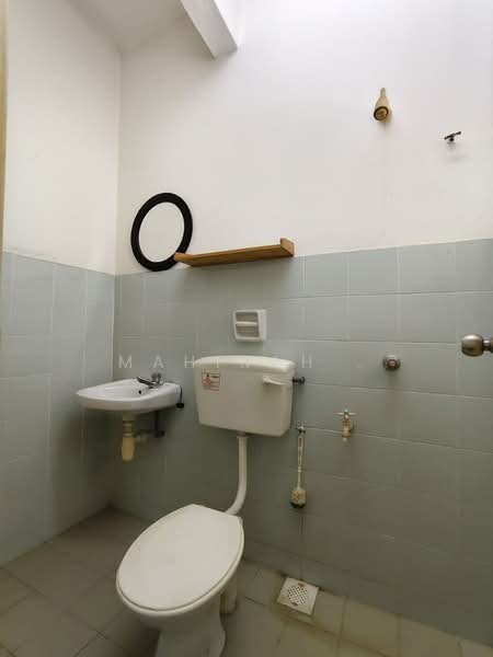 Taman Puncak Jalil untuk Untuk Dijual - RM 550,000, Mac 2026 - Bathroom - PropertyGuru.com.my