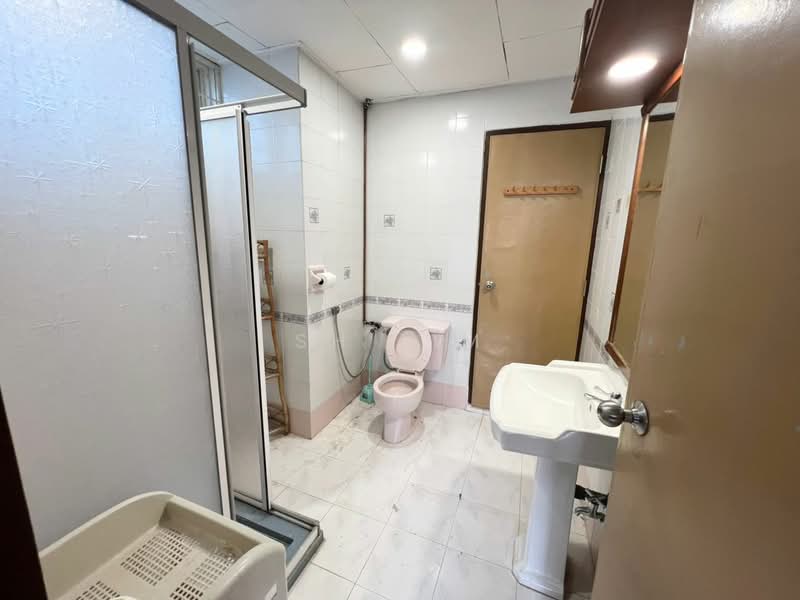Condominium for Sale at Desa Acacia - SH Lim - Bathroom - PropertyGuru.com.my