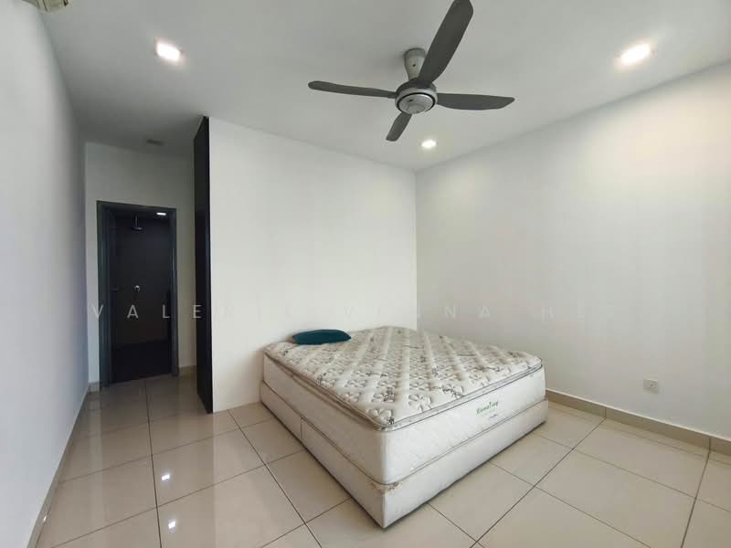 Condominium for Sale at Atmosfera Kondominium - Valerie Venna Hee - Bedroom - PropertyGuru.com.my