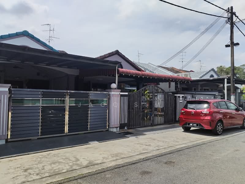 1.5-storey Terraced House for Sale in Perling (Johor) - Jacq Sim - PropertyGuru.com.my