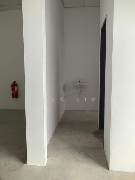 Shop for Rent in Scientex Bandar Jasin (Jasin) - Jacq Sim - Interior - PropertyGuru.com.my