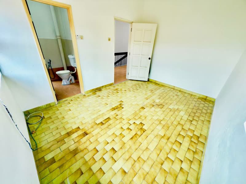 Semi-Detached House for Sale in Cheras (Selangor) - Masnizah Arifin - Bathroom - PropertyGuru.com.my
