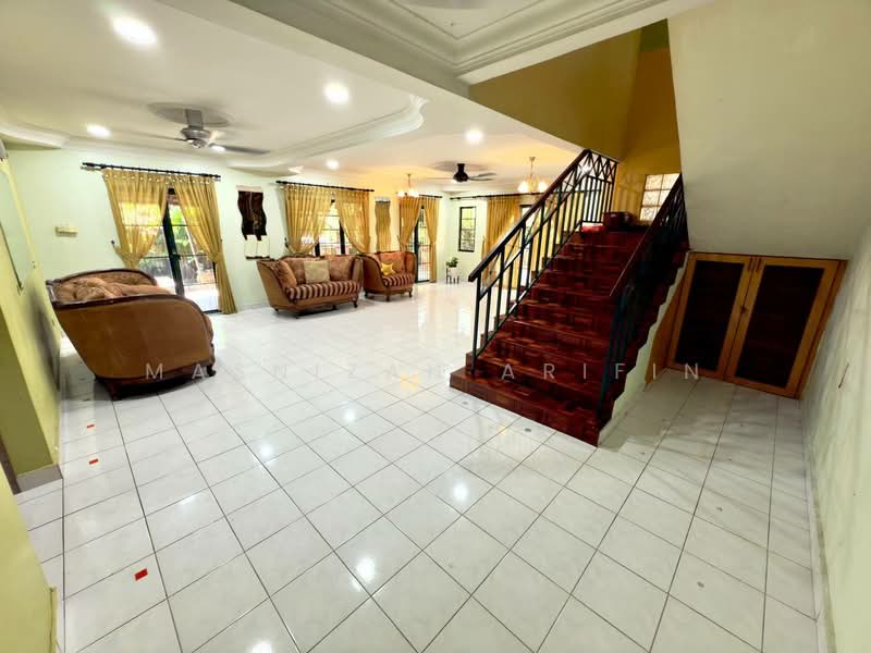 2-storey Terraced House for Sale in Kota Damansara (Selangor) - Masnizah Arifin - Living Room - PropertyGuru.com.my
