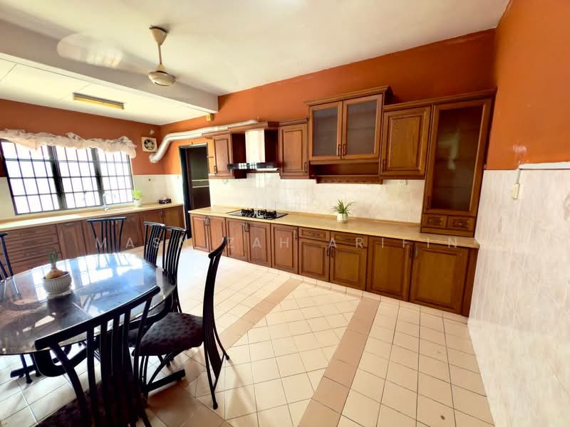 2-storey Terraced House for Sale in Kota Damansara (Selangor) - Masnizah Arifin - Kitchen - PropertyGuru.com.my