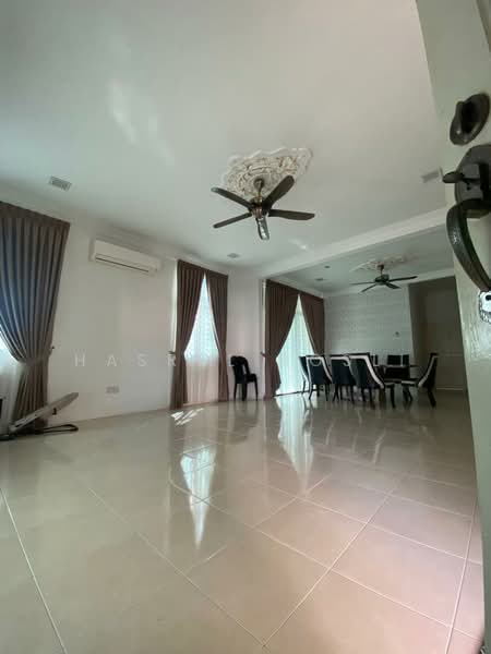 Semi-Detached House for Sale in Bandar Aman Jaya (Sungai Petani) - Hasrul Rosli - Living Room - PropertyGuru.com.my