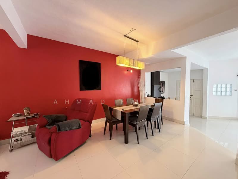 Rumah Teres 2 Tingkat untuk Dijual di Taman Pinggiran Ukay (Ulu Kelang) - Ahmad Fadlee - Living Room - PropertyGuru.com.my