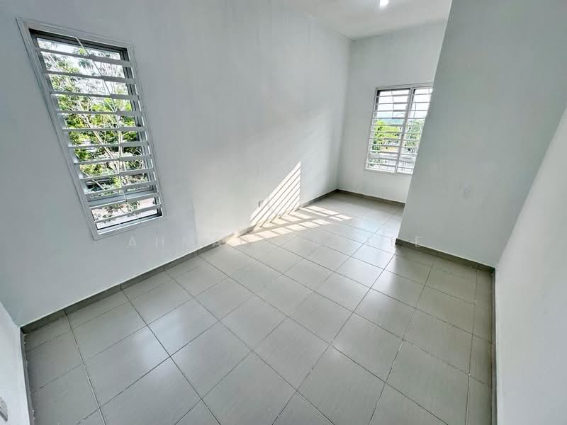 Laman Orkid @ Nilai Impian untuk Untuk Dijual - RM 670,000, Mac 2026 - PropertyGuru.com.my
