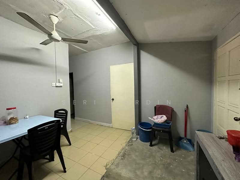 Seksyen 24 Shah Alam untuk Untuk Dijual - RM 420,000, Feb 2026 - Dining Room - PropertyGuru.com.my