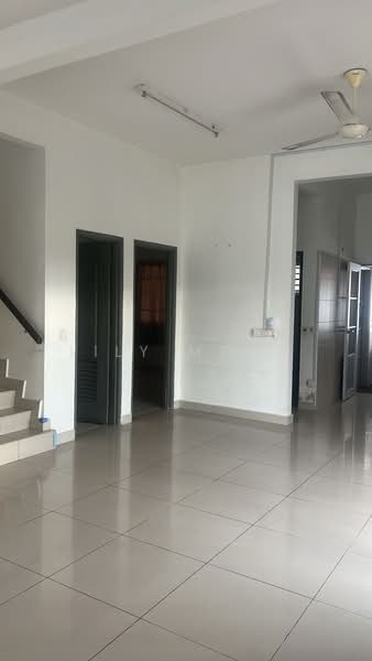 2-storey Terraced House for Rent in Taman Bukit Bayu Senai (Kulai) - Lily Mohd - Interior - PropertyGuru.com.my