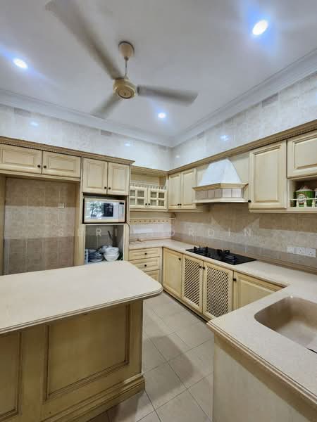 2-storey Terraced House for Sale in Bukit Jelutong (Shah Alam) - Seri Nordin - Kitchen - PropertyGuru.com.my