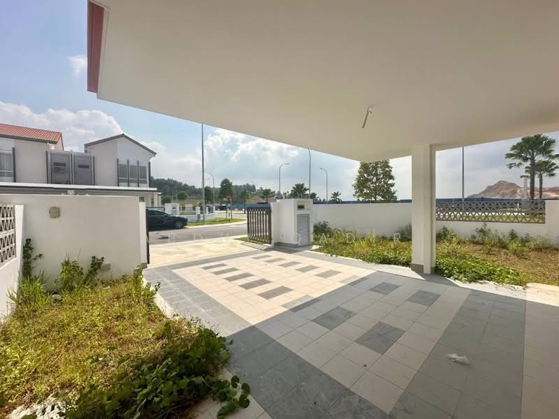 Cluster House for Sale in Bangi (Selangor) - Abdul Qadir - Exterior - PropertyGuru.com.my