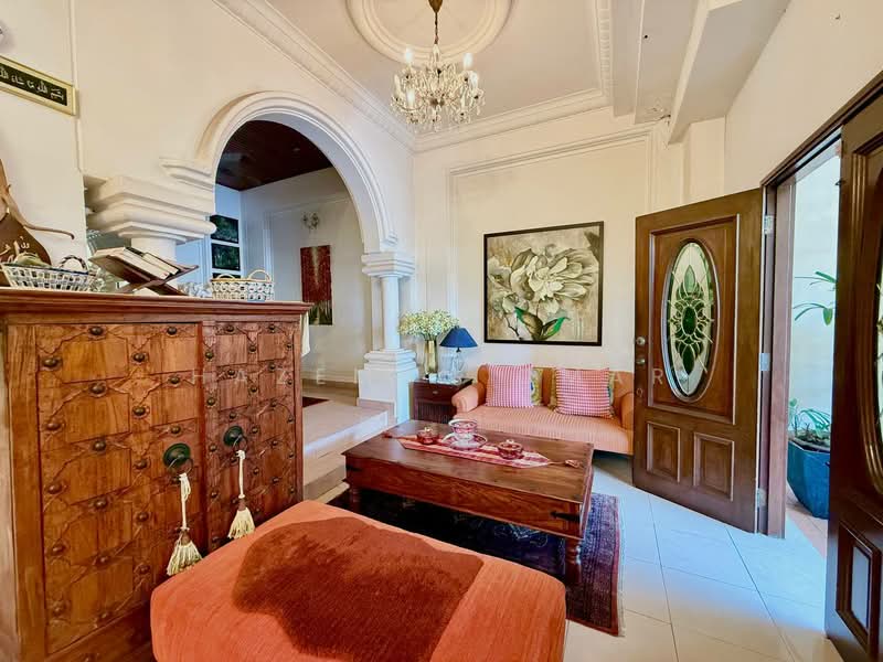 2.5-storey Terraced House for Sale in Shah Alam (Selangor) - Hazeman Omar - Living Room - PropertyGuru.com.my