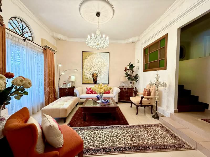 2.5-storey Terraced House for Sale in Shah Alam (Selangor) - Hazeman Omar - Living Room - PropertyGuru.com.my