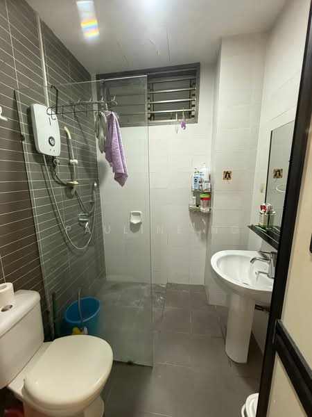 Service Residence for Sale at Palazio - Pauline Ng - Bathroom - PropertyGuru.com.my