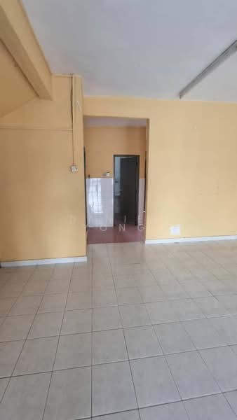 2-storey Terraced House for Sale in Taman Megah Ria (Masai) - Daniel Yong - Interior - PropertyGuru.com.my
