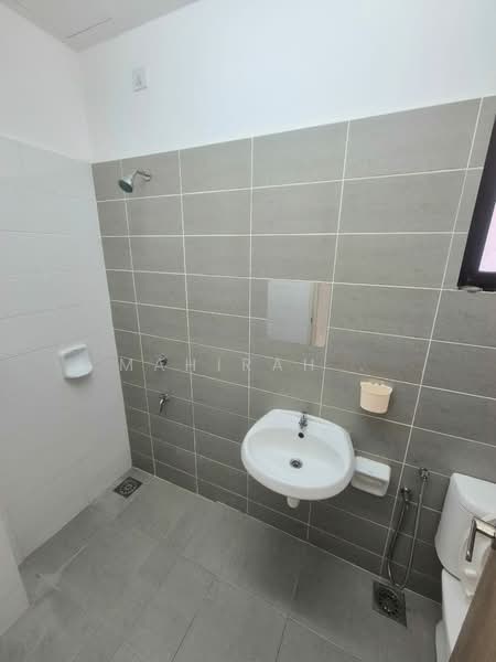 2-storey Terraced House for Sale in Semenyih (Selangor) - Mahirah . - Bathroom - PropertyGuru.com.my