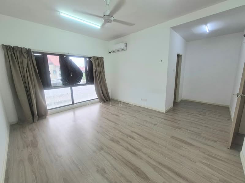 2-storey Terraced House for Sale in Semenyih (Selangor) - Mahirah . - Living Room - PropertyGuru.com.my