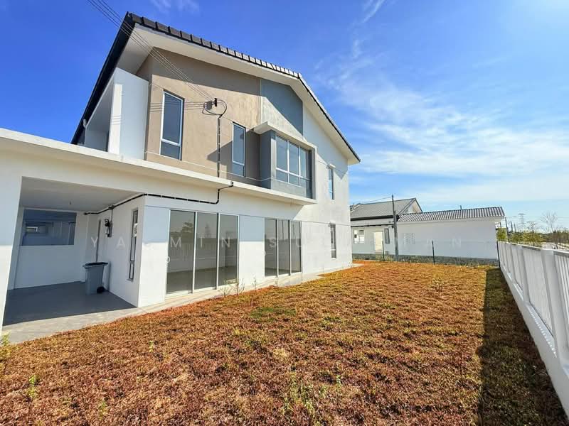 2-storey Terraced House for Sale in Seremban (Negeri Sembilan) - Yasmin Sulaiman - Exterior - PropertyGuru.com.my
