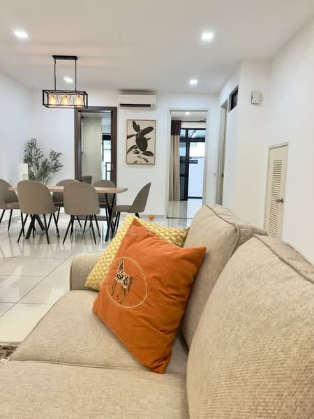Eco Summer untuk Untuk Disewa - RM 4,300 /bulan, Feb 2026 - Living Room - PropertyGuru.com.my