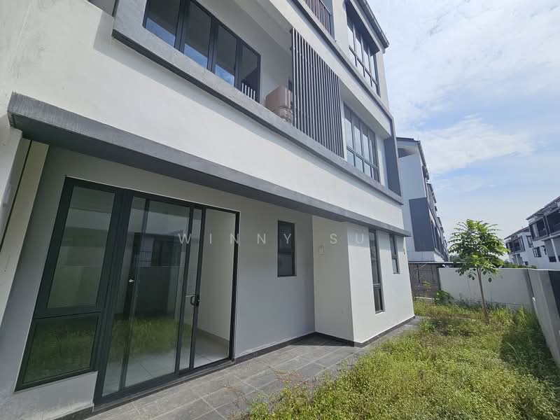 Semi-Detached House for Sale in Bukit Jelutong (Shah Alam) - Winny Su - Exterior - PropertyGuru.com.my