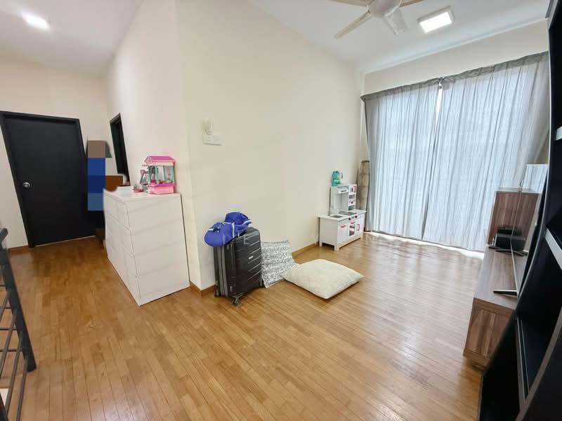 Cluster House for Rent in Taman Adda Heights (Tebrau) - Daniel Yong - Living Room - PropertyGuru.com.my