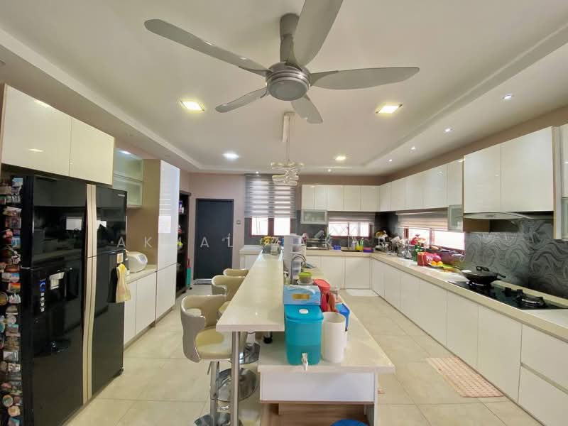 Bungalow for Sale in Kajang (Selangor) - Akmal Zakaria - Kitchen - PropertyGuru.com.my