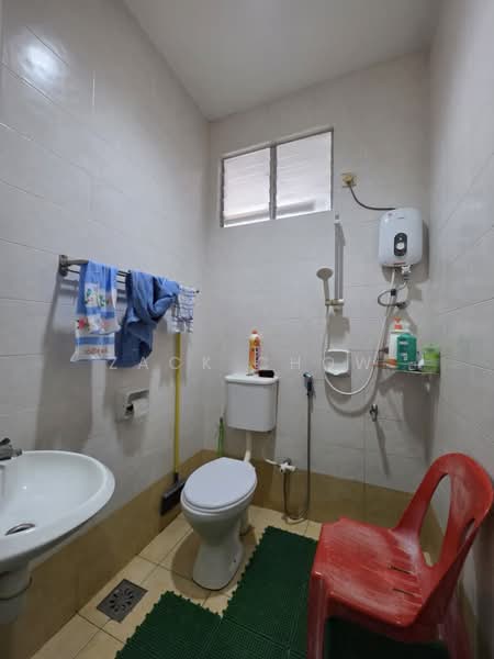 1-storey Terraced House for Sale in Taman Daya (Johor Bahru) - Zack Chow - Bathroom - PropertyGuru.com.my