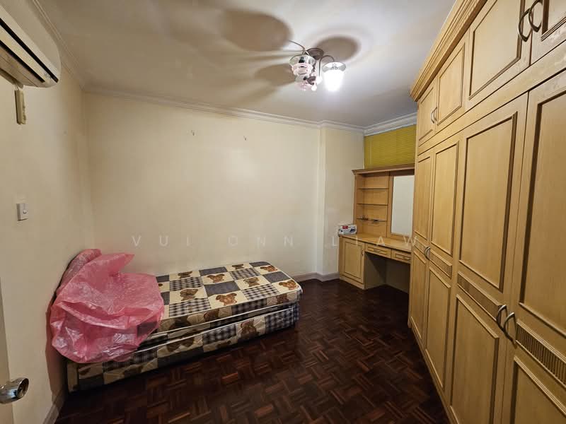 Condominium for Rent at Pearl Tower - Vui Onn Liaw - Bedroom - PropertyGuru.com.my