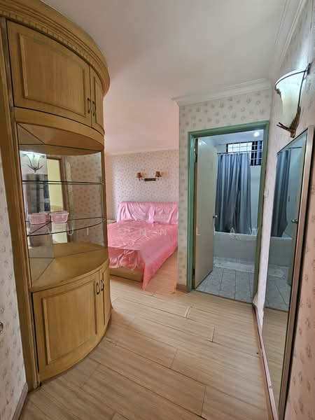 Condominium for Rent at Pearl Tower - Vui Onn Liaw - Bedroom - PropertyGuru.com.my