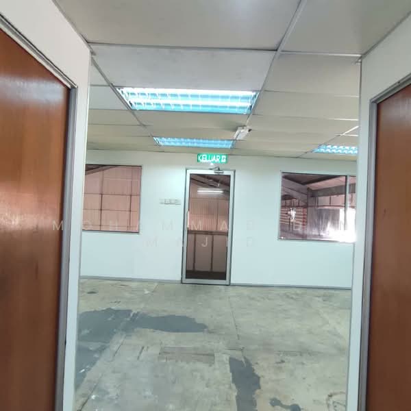Warehouse for Rent in Bukit Kemuning (Shah Alam) - Mohammad Din Majid - Interior - PropertyGuru.com.my