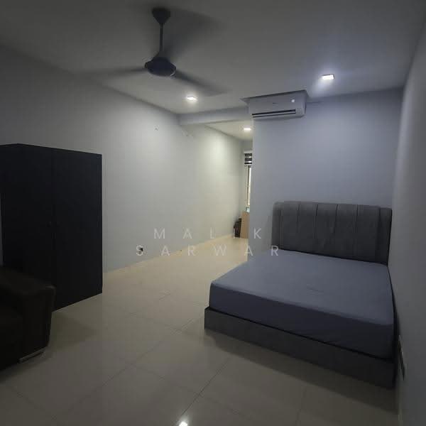 Kondominium untuk Disewa di Platinum Lake PV 15 - Malik Sarwar - Bedroom - PropertyGuru.com.my