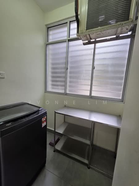 Service Residence for Sale at Austin Suites (Permata Austin) - Yvonne Lim - Interior - PropertyGuru.com.my
