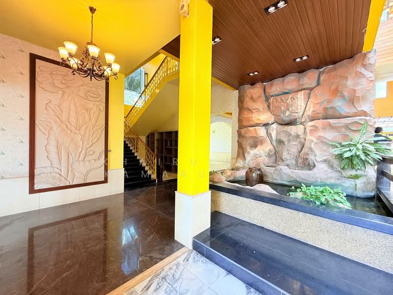 Bungalow for Sale in Country Heights (Kajang) - Sr Khairulnawawi Kamaruddin - Entrance - PropertyGuru.com.my