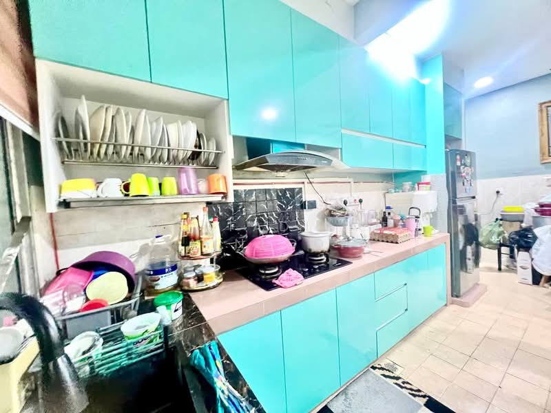 Bandar Tasik Puteri untuk Untuk Dijual - RM 440,000, Feb 2026 - Kitchen - PropertyGuru.com.my