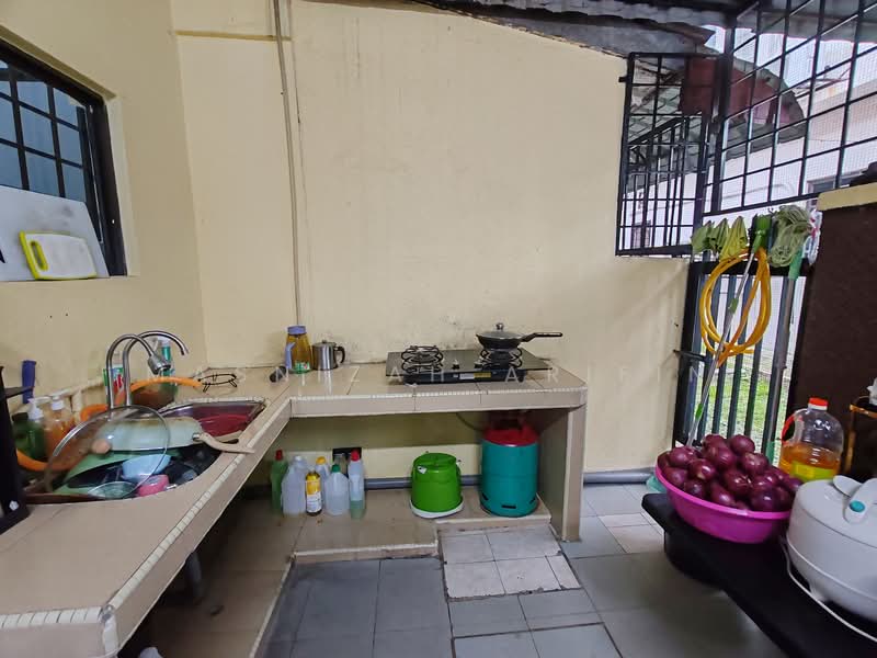 Taman Berjaya, Gombak untuk Untuk Dijual - RM 1,000,000, Feb 2026 - Kitchen - PropertyGuru.com.my