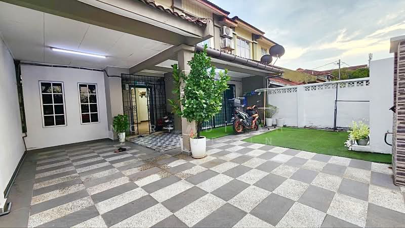 Cluster House for Sale in Sungai Buloh (Selangor) - NORFADILAH ZAINUDDIN - Exterior - PropertyGuru.com.my