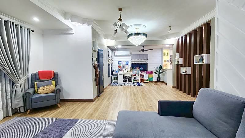 Cluster House for Sale in Sungai Buloh (Selangor) - NORFADILAH ZAINUDDIN - Living Room - PropertyGuru.com.my